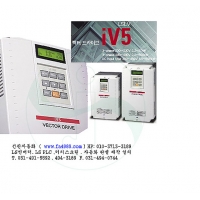 220v2.2kw3hp Ls벡터인버터 입니다. 재고 확인 바랍니다.
*시스템 드라이브를 위한 최적의 솔루션 강력한 기능,
성능을 기반으로 한 연속라인, 크레인 시스템, 엘리베이터 시스템 제어
*고성능 제어기능 탑재 고성능 속도/토크 제어,
SIN/COS, Endat 엔코더를 통한 정밀 제어, 정지형 오토튜닝, Draw/Droop/Process PID 제어, Built-in 브레이크 제어
*사용자 중심의 인터페이스 사용자 중심의 키패드,
단자대 채택과 다양한 통신지원, DriveView를 통한 시스템의 체계적이며 효율적인 관리
*다양한 옵션으로 더욱 넓어진 응용분야 동기옵션, 엔코더 옵션,
확장 I/O, 엘리베이터 전용 I /O 등 다양한 옵션과 광범위한 어플리케이션 적용